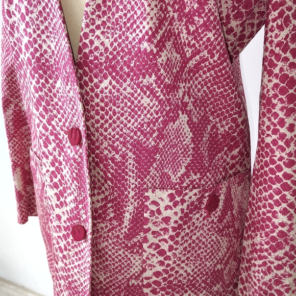 Valentino Night, Pink Snakeskin Print Suit - Picture 3 of 9